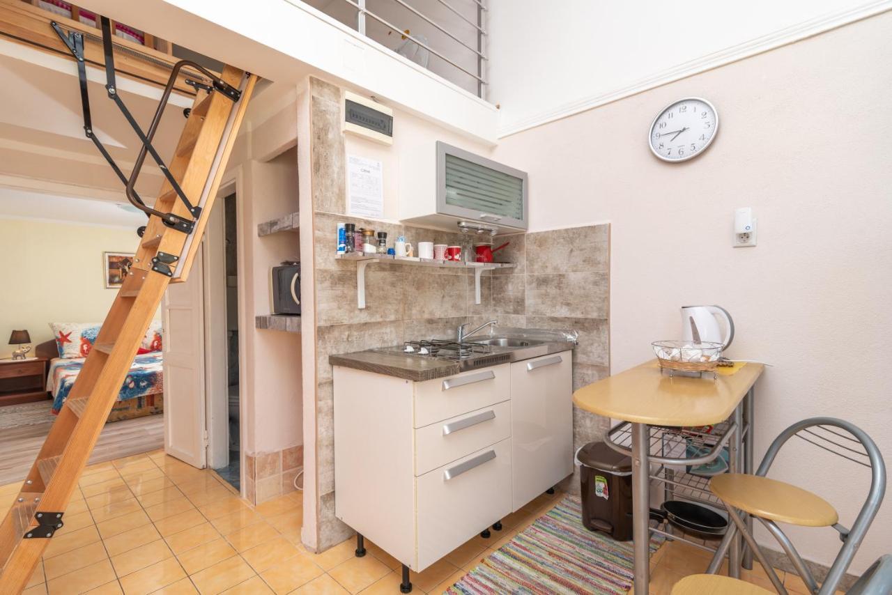 Apartmani Kate Τρογκίρ Εξωτερικό φωτογραφία